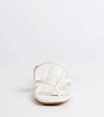 Chic Trend Thong Strap Kitten Heel Mules