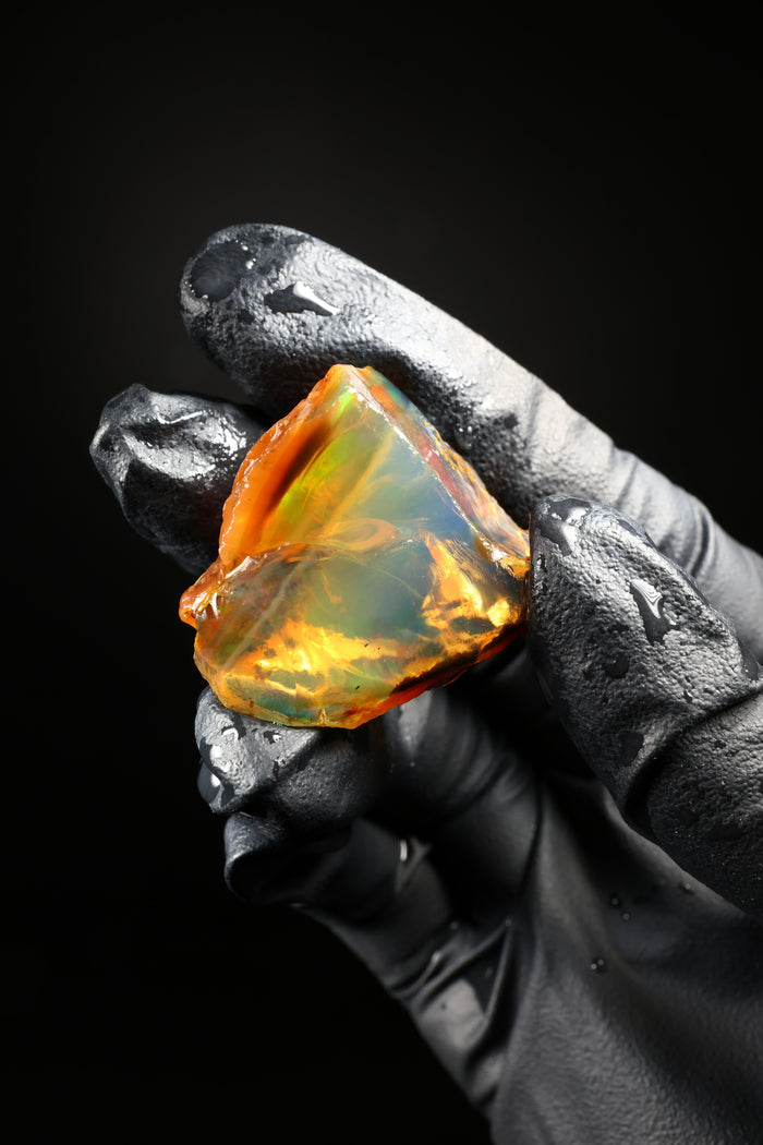 13.90g Rough Ethiopian Welo Specimen Opal