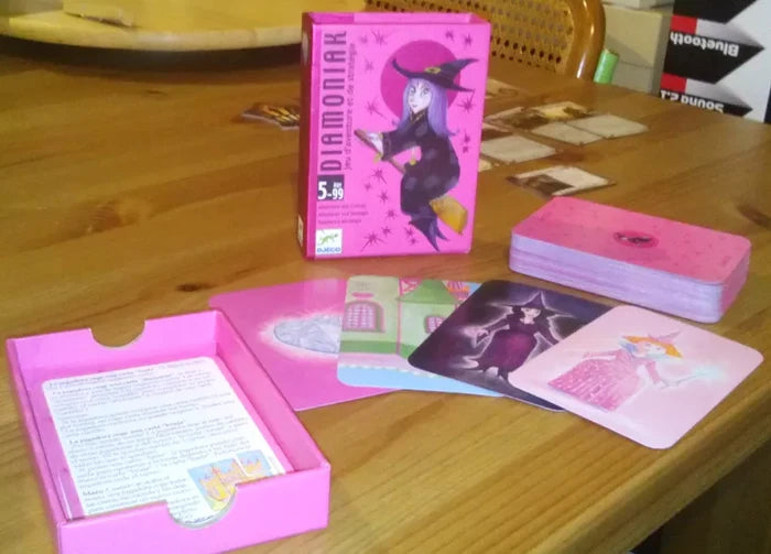 Diamoniak Card Game