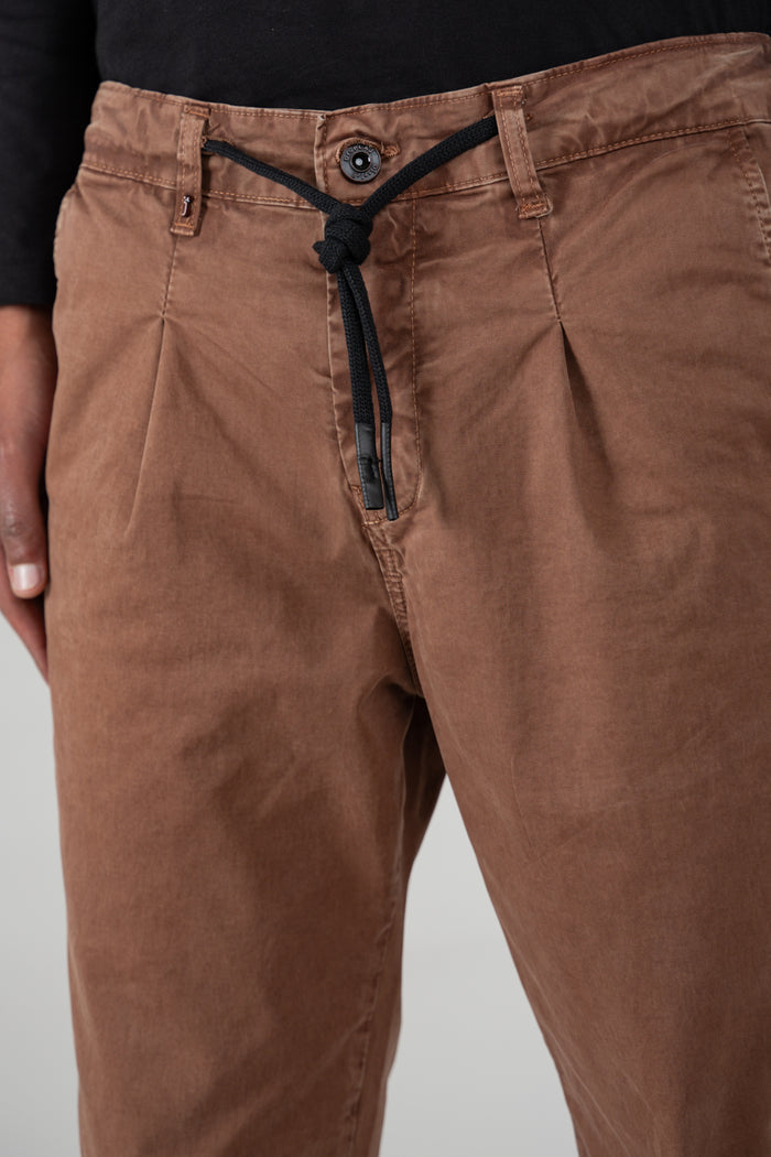 Pantaloni Regular Different Raso FW26