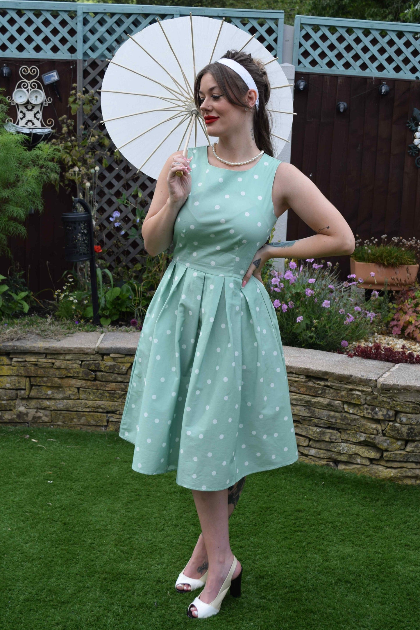 Annie Retro Polka Dot Dress in Pale Green