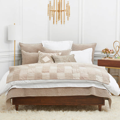 A Vela Standard Sham.